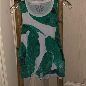 Chaser palm leaf tank